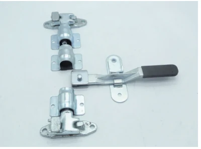 Trailer door gear